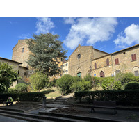 Picture Italy Volterra 2021-09 57 - Hotel Pools Volterra