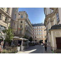 Picture Austria Vienna 2025-09 78 - Lakes Vienna