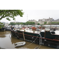 Picture France Paris Seine river 2016-06 31 - Hotel Pool Seine river