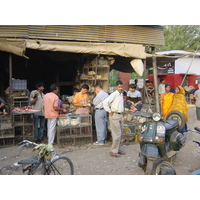 Picture India 2003-05 50 - Shopping India