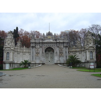 Picture Turkey Istanbul Dolmabahce Palace 2004-12 65 - Lake Dolmabahce Palace