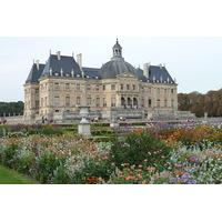 Picture France Vaux Le Vicomte Castle Vaux Le Vicomte Gardens 2010-09 28 - Hotels Vaux Le Vicomte Gardens