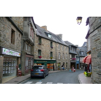 Picture France Treguier 2007-08 15 - Street Treguier