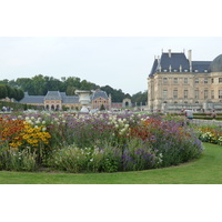 Picture France Vaux Le Vicomte Castle Vaux Le Vicomte Gardens 2010-09 69 - Savings Vaux Le Vicomte Gardens