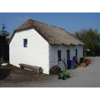 Picture Ireland Kerry Bog village 2004-05 4 - Sauna Kerry Bog village