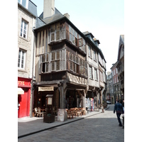 Picture France Dinan 2010-04 173 - Transport Dinan