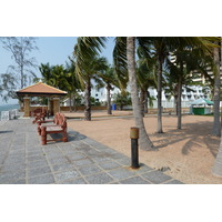 Picture Thailand Jomtien La Royale Beach condo 2011-02 40 - Monument La Royale Beach condo