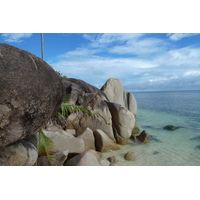 Picture Seychelles Praslin 2011-10 33 - Monument Praslin