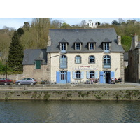 Picture France Dinan Dinan Riverside 2010-04 10 - City Sights Dinan Riverside