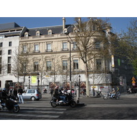 Picture France Paris Champs Elysees 2006-04 50 - Saving Champs Elysees