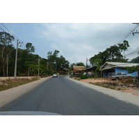 Picture Thailand Ko Chang Island road 2011-02 70 - Monument Island road