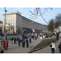 Picture Ukraine Kiev Kreschatyk Street 2007-03 35 - Lake Kreschatyk Street