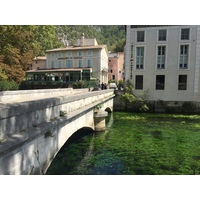 Picture France Fontaine-de-Vaucluse 2017-08 27 - Price Fontaine-de-Vaucluse