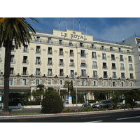 Picture France Nice 2007-02 54 - Hotel Pools Nice