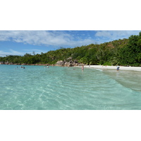 Picture Seychelles Anse Lazio 2011-10 134 - Waterfall Anse Lazio