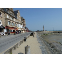 Picture France Cancale 2010-04 26 - Street Cancale