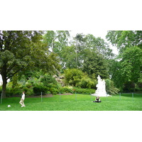 Picture France Paris Monceau Garden 2007-06 19 - Saving Monceau Garden