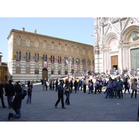 Picture Italy Siena 2002-04 30 - Street Siena