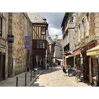 Picture France Dinan 2020-06 95 - Walking Street Dinan