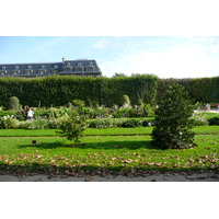 Picture France Paris Jardin des Plantes 2007-08 138 - Hotel Pool Jardin des Plantes