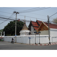 Picture Thailand Chiang Mai Inside Canal Rad Cha Dom Nurn (Walking Street) 2006-04 8 - Cheap Room Rad Cha Dom Nurn (Walking Street)