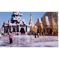 Picture Myanmar Yangon 1998-01 0 - SPA Yangon