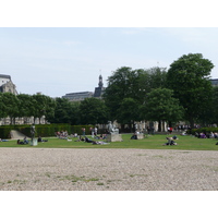 Picture France Paris Louvre Carrousel Garden 2007-05 27 - Lake Louvre Carrousel Garden