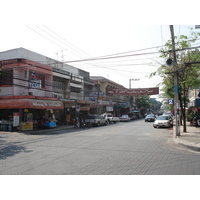 Picture Thailand Chiang Mai Inside Canal 2006-04 43 - Street Inside Canal