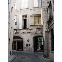 Picture France Arles 2006-06 31 - Restaurant Arles