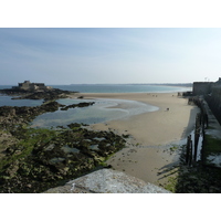 Picture France St Malo 2010-04 100 - Walking Street St Malo