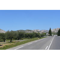 Picture France Provence Mouries to Baux de Provence road 2008-04 4 - Walking Street Mouries to Baux de Provence road