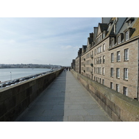 Picture France St Malo 2010-04 188 - Walking Street St Malo