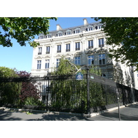 Picture France Paris Etoile and Arc de Triomphe 2007-05 97 - Walking Street Etoile and Arc de Triomphe