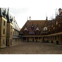 Picture France Beaune Hospices de Beaune 2007-01 1 - Hot Season Hospices de Beaune