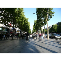 Picture France Paris Champs Elysees 2007-04 3 - Summer Champs Elysees