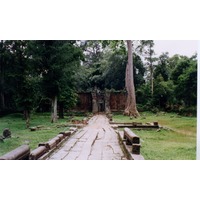 Picture Cambodia Angkor 1996-06 31 - SPA Angkor