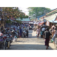 Picture Myanmar Myeik (Mergui) 2005-01 166 - Streets Myeik (Mergui)