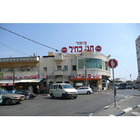 Picture Israel Tel Aviv Yerushalyim Street 2007-06 5 - City Sight Yerushalyim Street