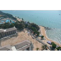 Picture Thailand Pattaya iBeach Resort iBeach Room and Pool Building 2009-01 2 - Price iBeach Room and Pool Building