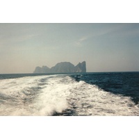 Picture Thailand Ko Phi Phi 1989-02 8 - Lakes Ko Phi Phi