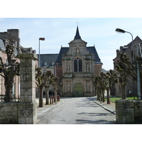 Picture France Dinan 2010-04 89 - Walking Street Dinan