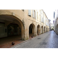 Picture France Tarascon 2008-04 35 - Street Tarascon