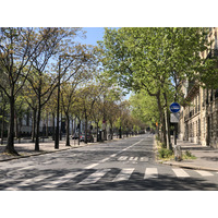 Picture France Paris lockdown 2020-04 260 - Walking Street Paris lockdown