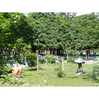 Picture France Paris Garden of Tuileries 2007-05 337 - Hotel Pools Garden of Tuileries