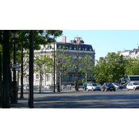 Picture France Paris Etoile and Arc de Triomphe 2007-05 88 - Walking Street Etoile and Arc de Triomphe