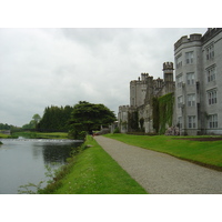 Picture Ireland Limerick County Adare 2004-05 23 - Shopping Adare