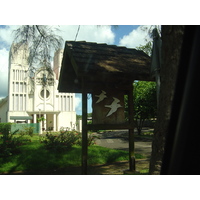 Picture Polynesia Tahiti 2006-04 33 - Monument Tahiti