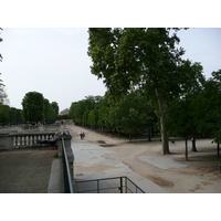 Picture France Paris Garden of Tuileries 2007-05 116 - Street Garden of Tuileries