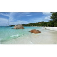 Picture Seychelles Anse Lazio 2011-10 30 - Monument Anse Lazio