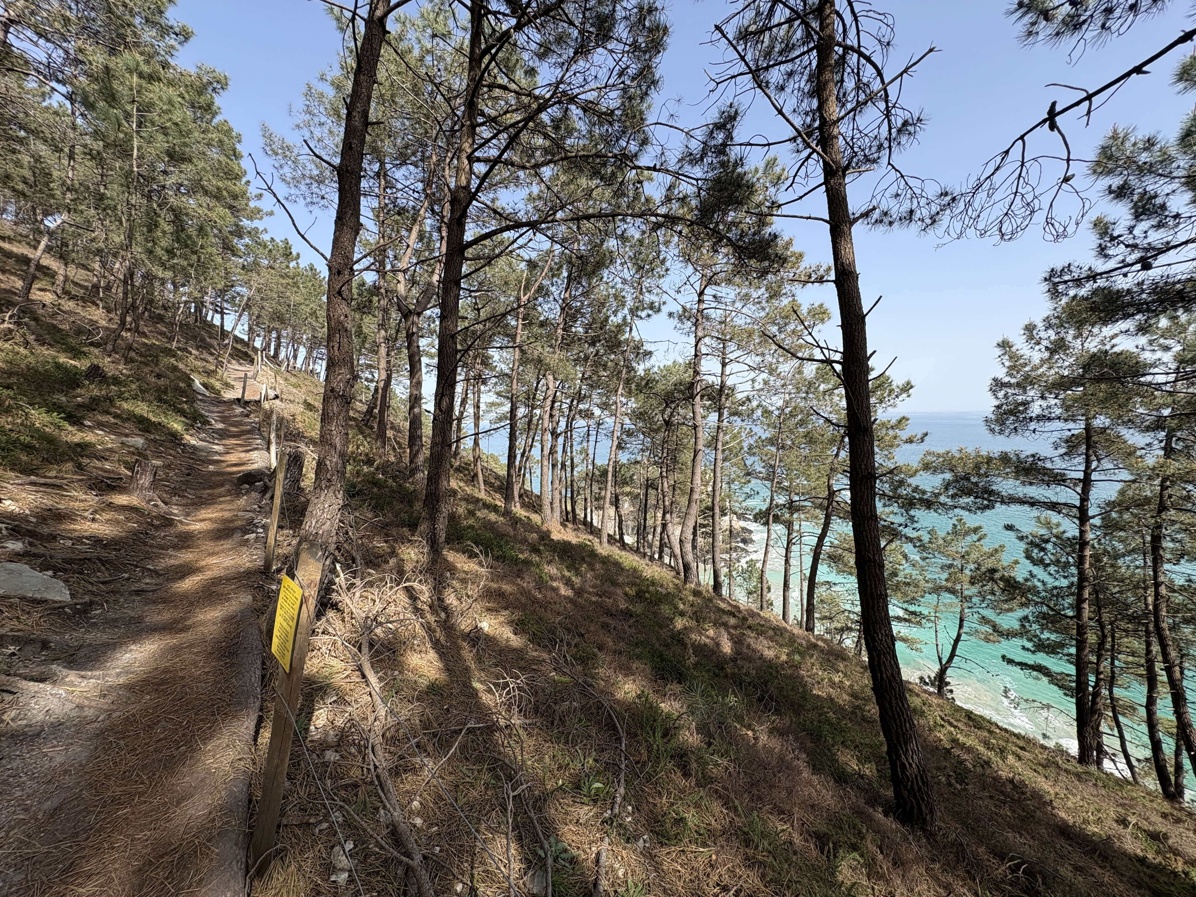 Picture France Crozon Ile Vierge Beach 2026-04 7 - Journey Ile Vierge Beach